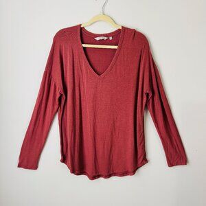Athleta Cloudlight Cowl Relaxed Top Vneck Long Sleeve Tshirt Womens L Light Red